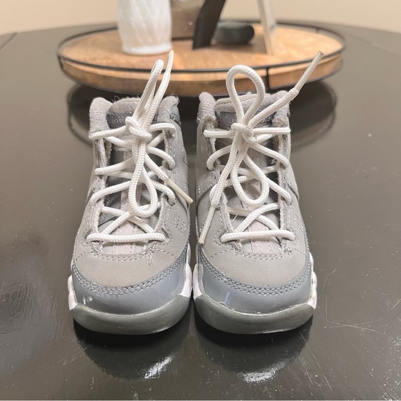 Jordan 9 Cool Grey 4C - Picture 4 of 6